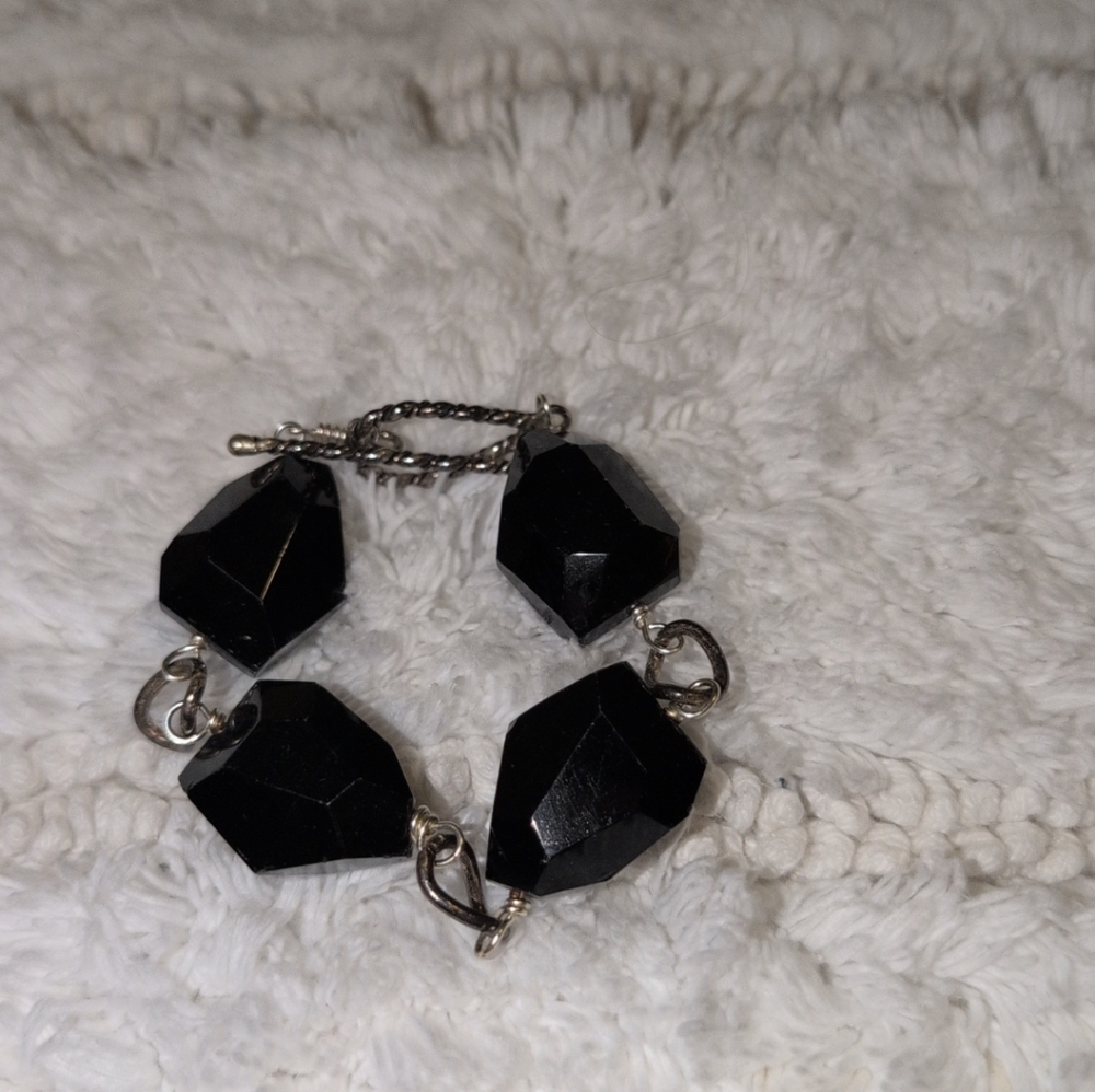 Elegant Black and Silver Women's Bracelet